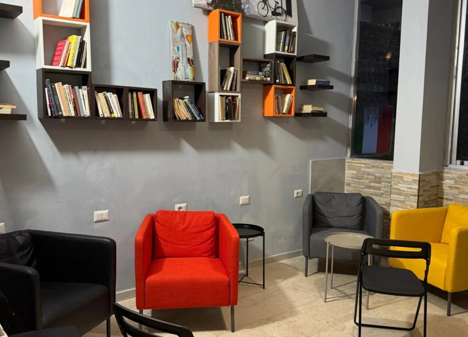 Lion University & Youth Hostel Milano  Milan