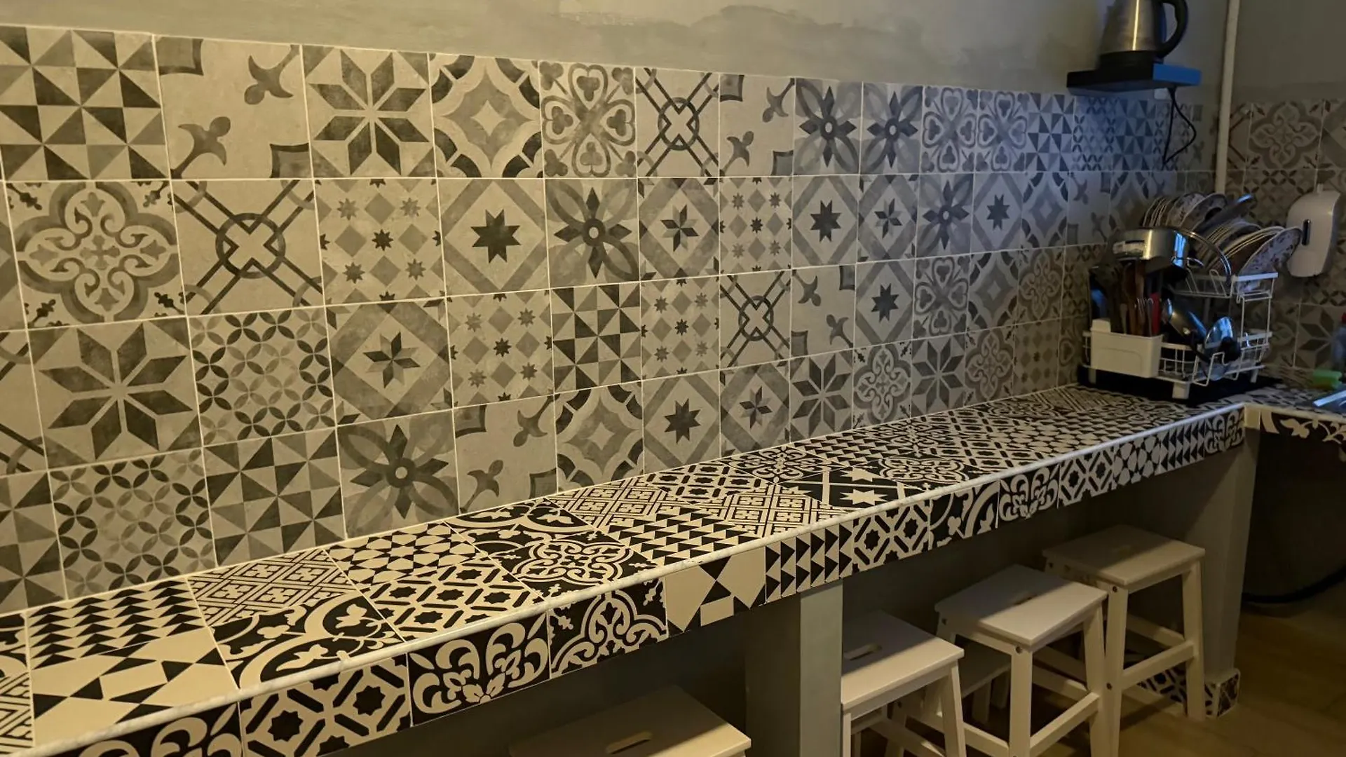 Lion University & Youth Hostel Milano 0*, Μιλάνο Ιταλία